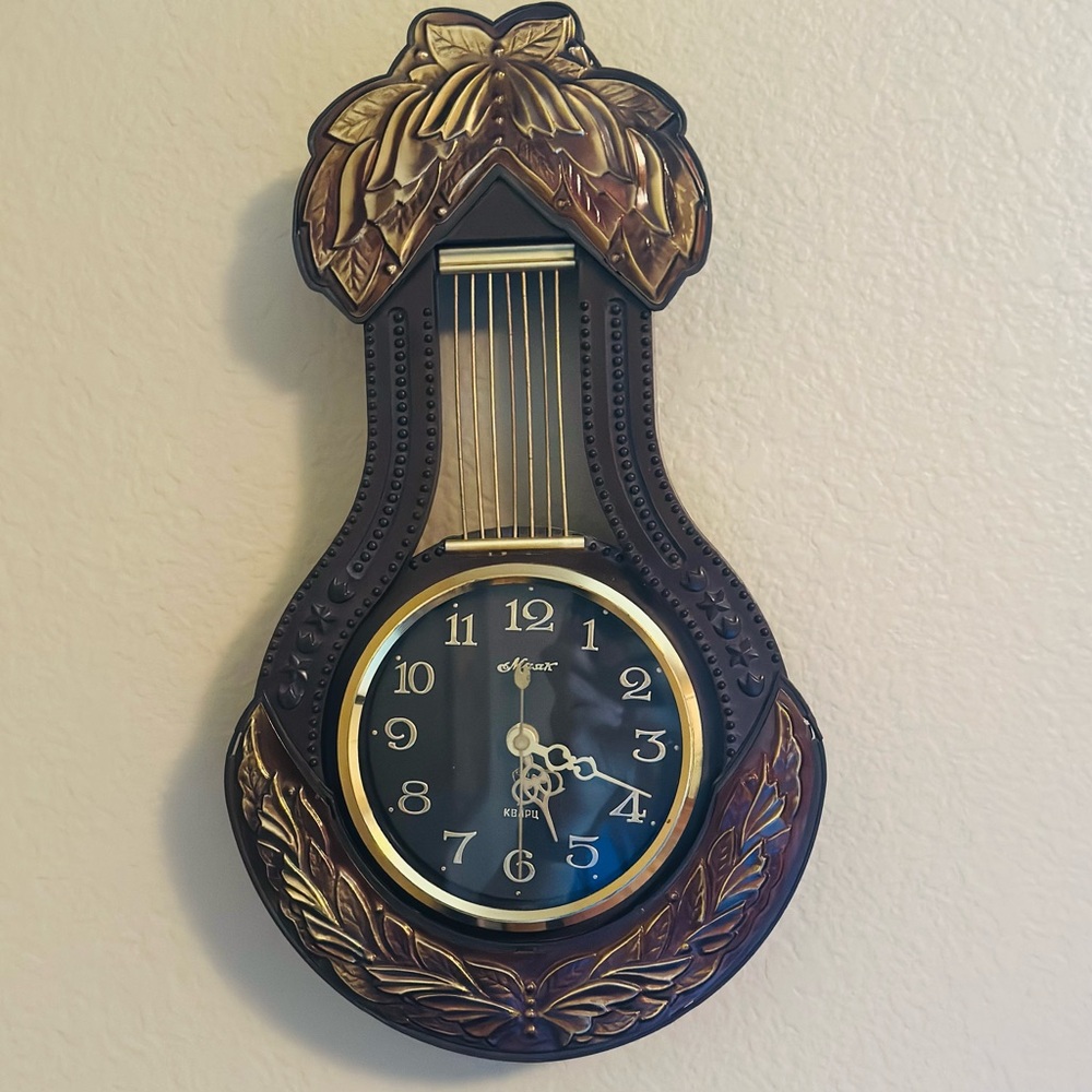 Vintage Majak Wall Clock – Harp Shape – Electromechanical